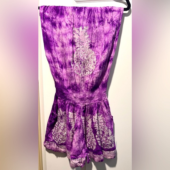 Stretchy pineapple pool/beach cover up! - Picture 1 of 1